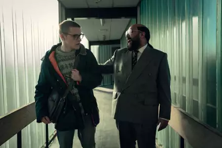 Czarne lustro - galeria zdjęć - filmweb