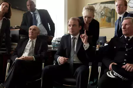 Czarne lustro - galeria zdjęć - filmweb