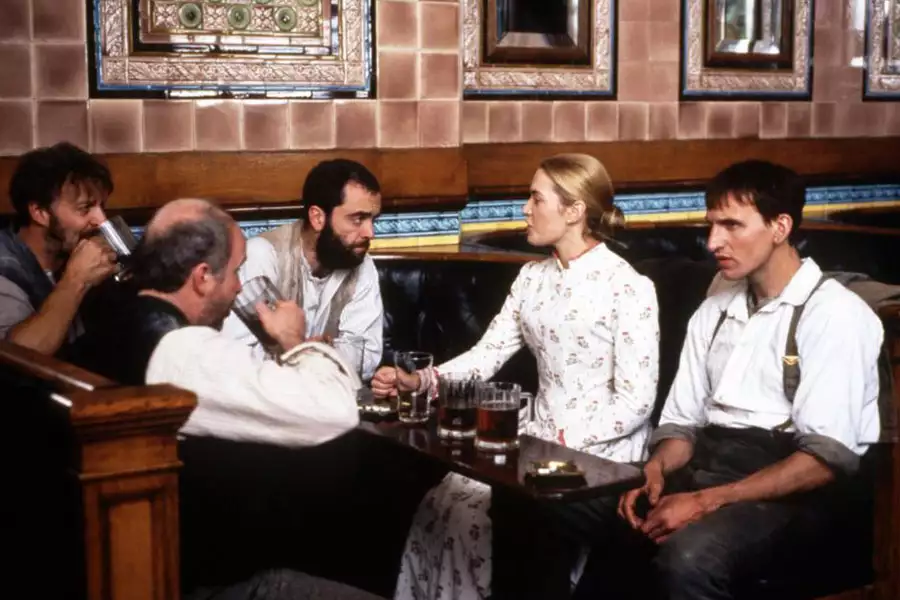 Więzy miłości - galeria zdjęć - filmweb