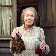 Cider with Rosie - galeria zdjęć - filmweb