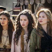 Reign - galeria zdjęć - filmweb