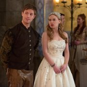 Reign - galeria zdjęć - filmweb