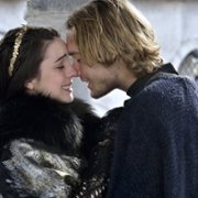 Reign - galeria zdjęć - filmweb