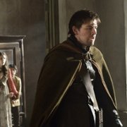 Reign - galeria zdjęć - filmweb