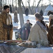 Reign - galeria zdjęć - filmweb