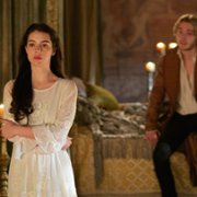 Reign - galeria zdjęć - filmweb