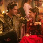 Reign - galeria zdjęć - filmweb