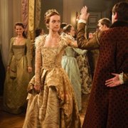 Reign - galeria zdjęć - filmweb