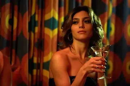 Interes - galeria zdjęć - filmweb