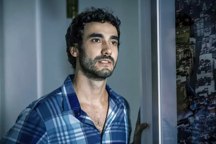 Interes - galeria zdjęć - filmweb