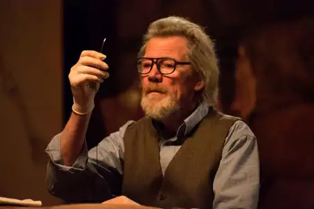 Kieł - galeria zdjęć - filmweb