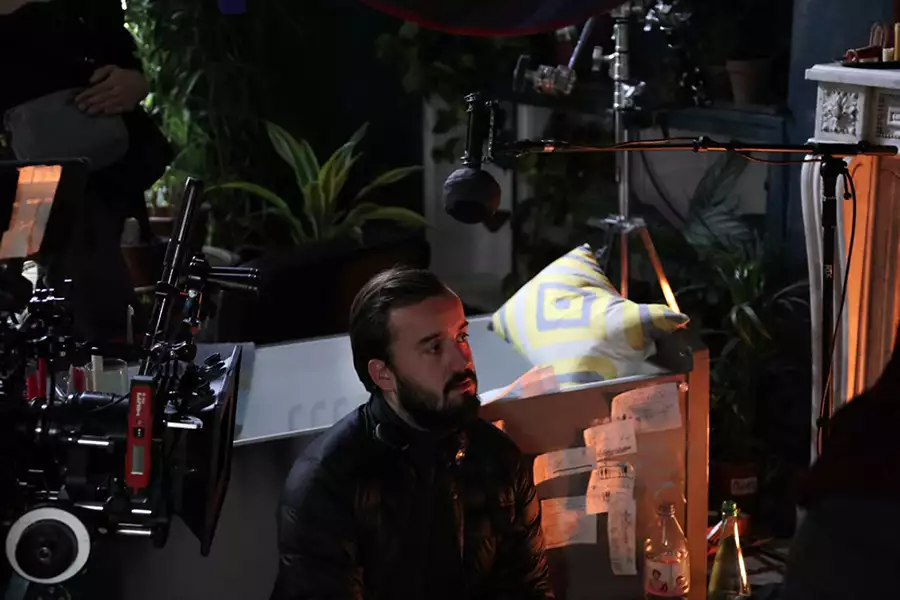 Noc pożera świat - galeria zdjęć - filmweb