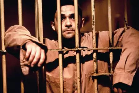 Instynkt - galeria zdjęć - filmweb