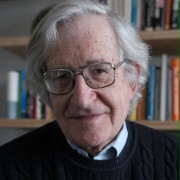 Is the Man Who Is Tall Happy?: An Animated Conversation with Noam Chomsky - galeria zdjęć - filmweb