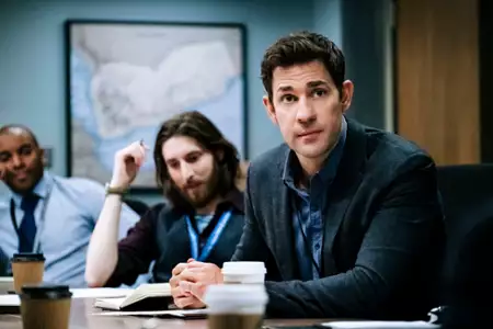 Jack Ryan - galeria zdjęć - filmweb