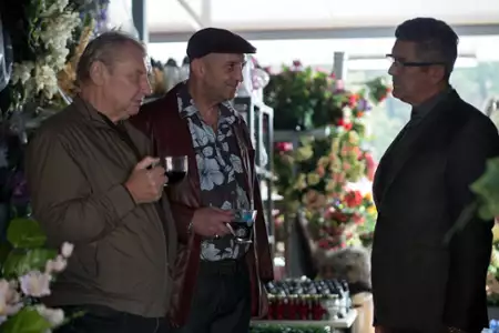 Odwróceni. Ojcowie i córki - galeria zdjęć - filmweb