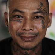 Efekt Domina - galeria zdjęć - filmweb