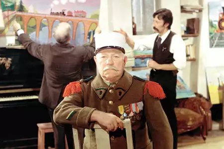 Człowiek z tatuażem - galeria zdjęć - filmweb