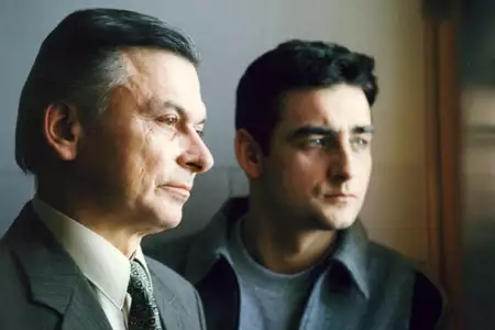 Dług - galeria zdjęć - filmweb