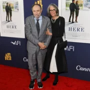 Here - galeria zdjęć - filmweb