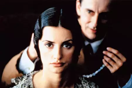 Dziewczyna marzeń - galeria zdjęć - filmweb