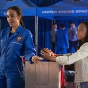 Space Force - galeria zdjęć - filmweb