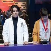 Space Force - galeria zdjęć - filmweb