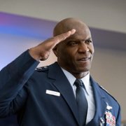 Space Force - galeria zdjęć - filmweb