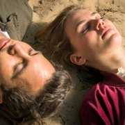 Hello Again - Ein Tag für immer - galeria zdjęć - filmweb