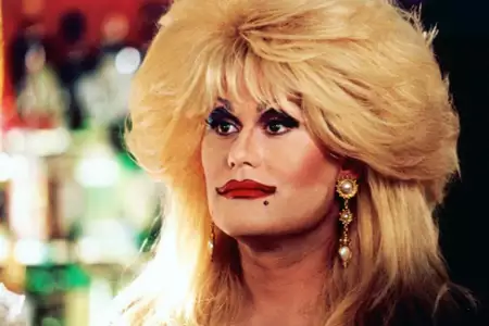 Connie i Carla - galeria zdjęć - filmweb