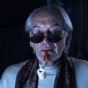 Patrick Bauchau w Wielkodupy pająk