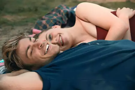 Horyzont uczuć - galeria zdjęć - filmweb