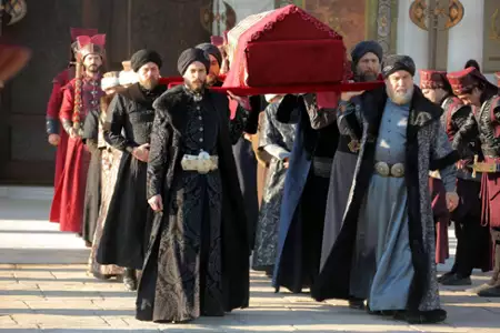 Wspaniałe stulecie: Sułtanka K&ouml;sem - galeria zdjęć - filmweb