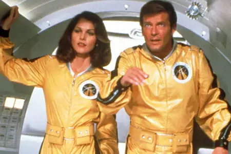 Moonraker - galeria zdjęć - filmweb
