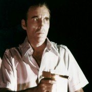 Człowiek ze złotym pistoletem - galeria zdjęć - filmweb