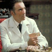 Człowiek ze złotym pistoletem - galeria zdjęć - filmweb