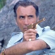 Człowiek ze złotym pistoletem - galeria zdjęć - filmweb