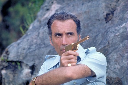 Człowiek ze złotym pistoletem - galeria zdjęć - filmweb