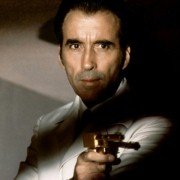 Człowiek ze złotym pistoletem - galeria zdjęć - filmweb