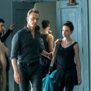 Flesh and Bone - galeria zdjęć - filmweb