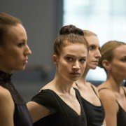 Flesh and Bone - galeria zdjęć - filmweb
