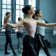 Flesh and Bone - galeria zdjęć - filmweb