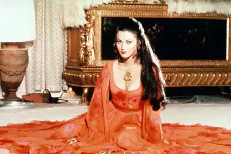 Żyj i pozwól umrzeć - galeria zdjęć - filmweb
