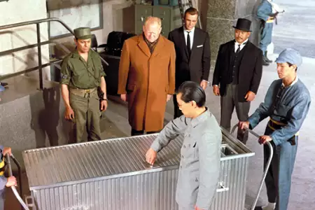 Goldfinger - galeria zdjęć - filmweb