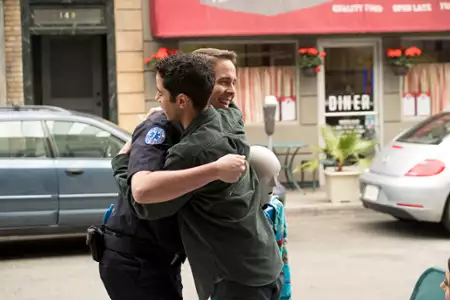 Alone Together - galeria zdjęć - filmweb