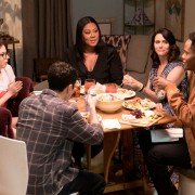 Alone Together - galeria zdjęć - filmweb
