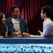 Alone Together - galeria zdjęć - filmweb