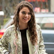 Alone Together - galeria zdjęć - filmweb