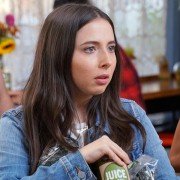 Alone Together - galeria zdjęć - filmweb
