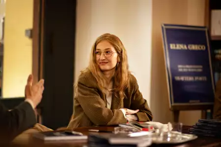 Genialna przyjaciółka - galeria zdjęć - filmweb